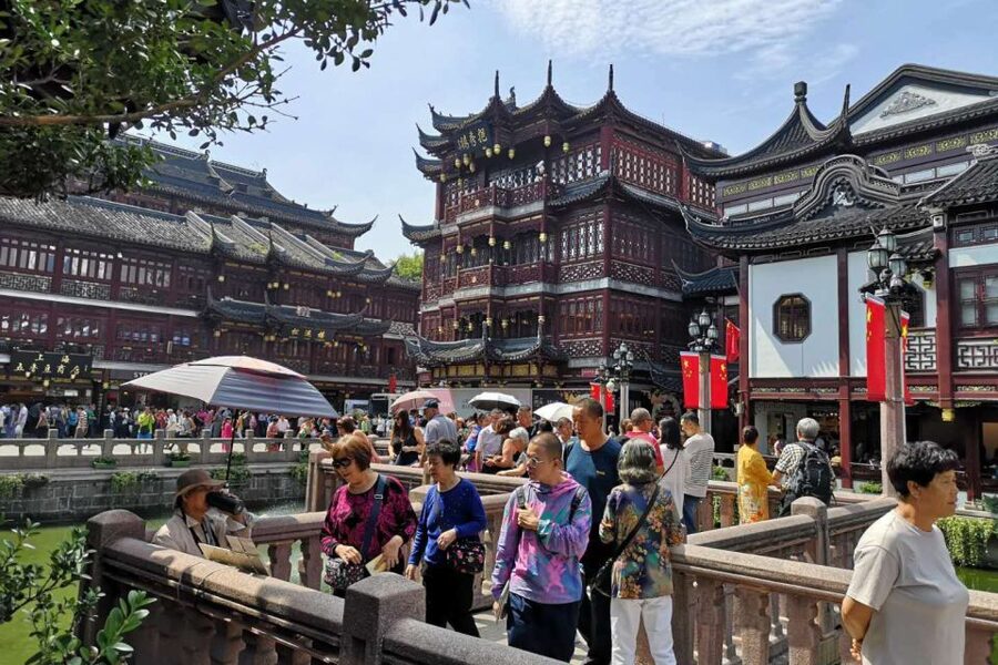 Shanghai: Yu Garden and City God Temple Walking Tour - Who will enjoy this Shanghai tour most?