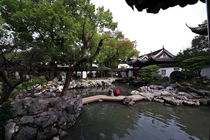 Shanghai: Yu Garden Ticket+Lantern Festival Entry combo - Who should book this Shanghai experience