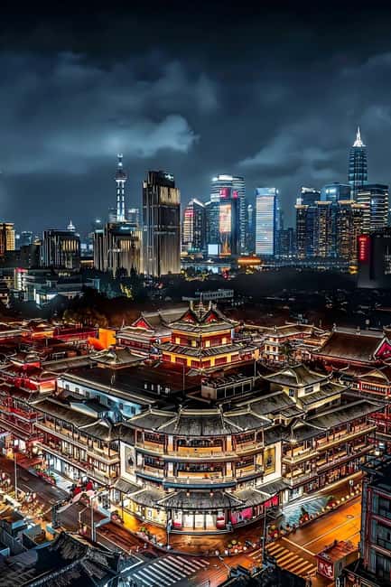 Shanghai: Yu Garden with Entry Tickets(optional) - The first courtyards show the Jiangnan style