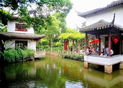 Zhujiajiao Private Tour w/ Boat Ride & Garden