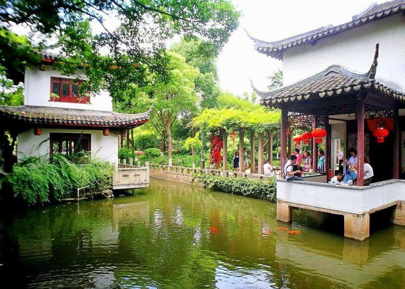 Shanghai: Zhujiajiao Private Tour w/ Boat Ride & Garden - The private ride from Shanghai