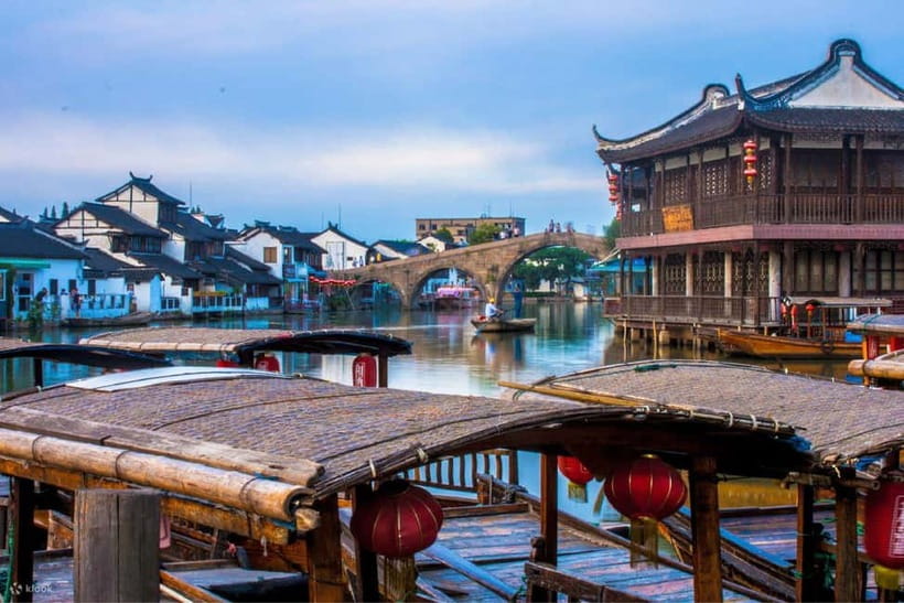 Shanghai: Zhujiajiao Water Town Private Tour with Boat Ride - Key Points To Know Before You Go