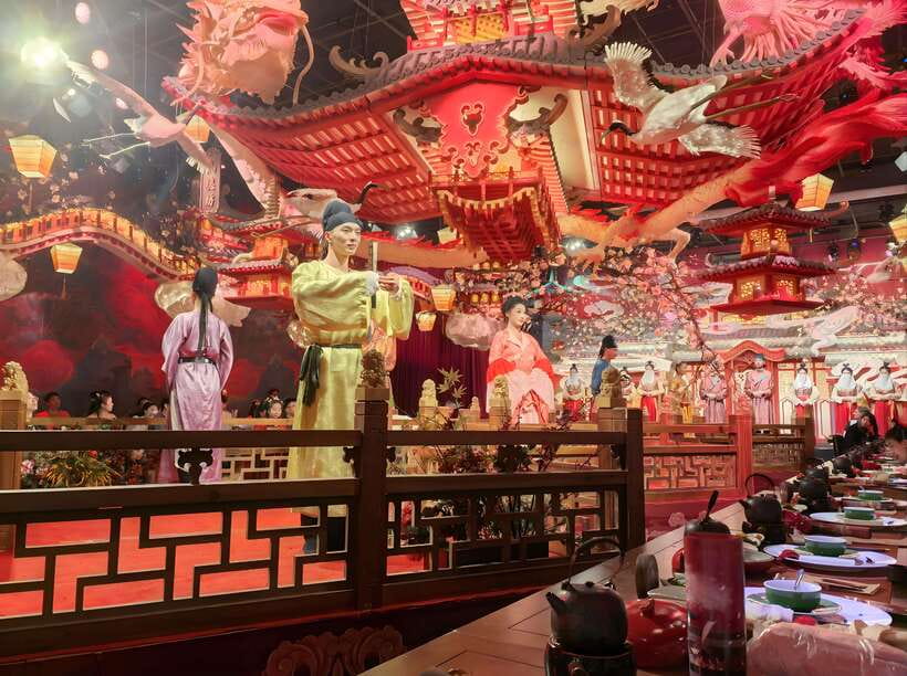 Shenzhen: Royal Dinning Experience with Culture Performance - The banquet: more than 20 dishes in two hours