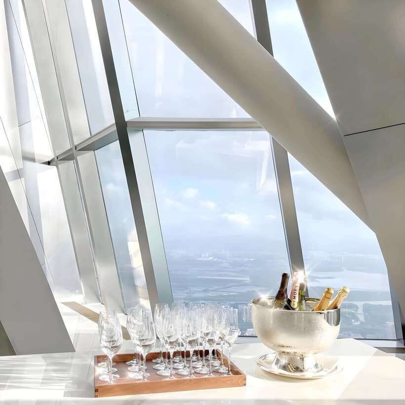 ShenZhen: Tallest Building with Luxury Meal on Highest Floor - Is the view worth the price?