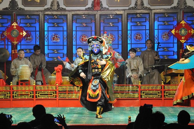Sichuan Culture Opera Show in Chengdu - A 90-minute parade of Sichuan performance