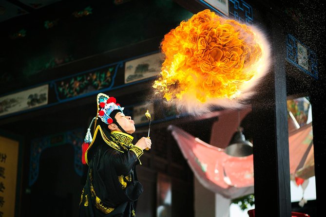 Skip the Line: Sichuan Opera Chengdu Ticket - Face-changing, acrobatics, and the visual highlights