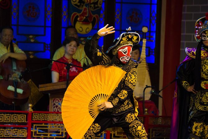 Skip the Line: Sichuan Opera Chengdu Ticket - What happens inside the theater