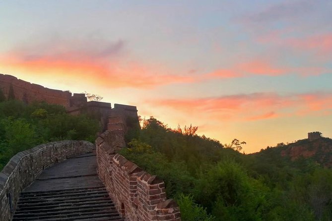 Small-Group 1-day Jinshanling Great Wall 6km Hiking tour - Meeting at Zhang Zi Zhong Lu at 8:00 a.m.
