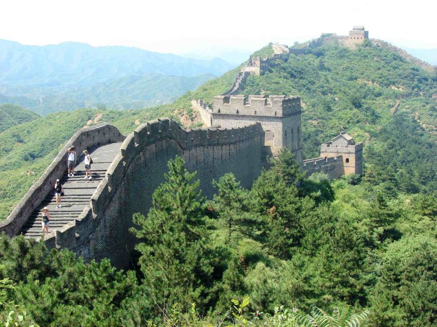 Small-Group Mutianyu Great Wall Tour With lunch And Ticket - Jade, cloisonné, and the sales-pitch question