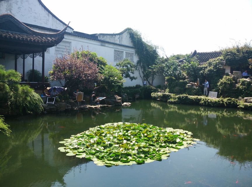 Su Zhou and Zhou Zhuang Water Village Day Tour - Arriving in Zhouzhuang Water Village
