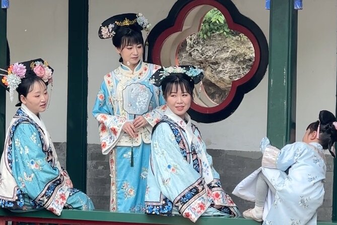 Summer Palace Discovery Small Group Tour with Expert Guide - The guide can shape the whole experience