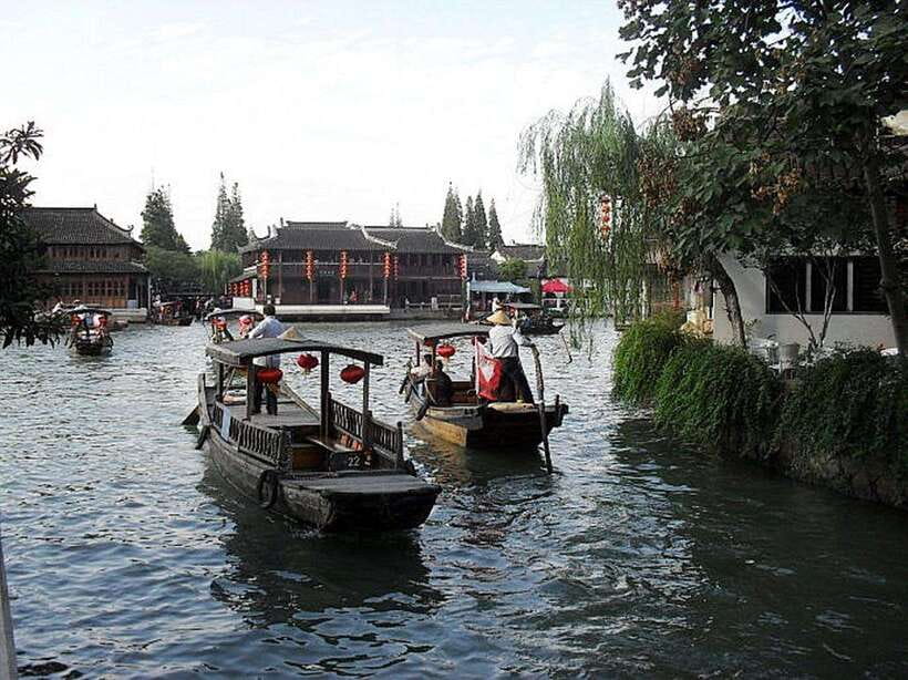 Suzhou and Zhujiajiao Private Guided Day Trip from Shanghai - Zhujiajiao’s canals, lanes, and local life