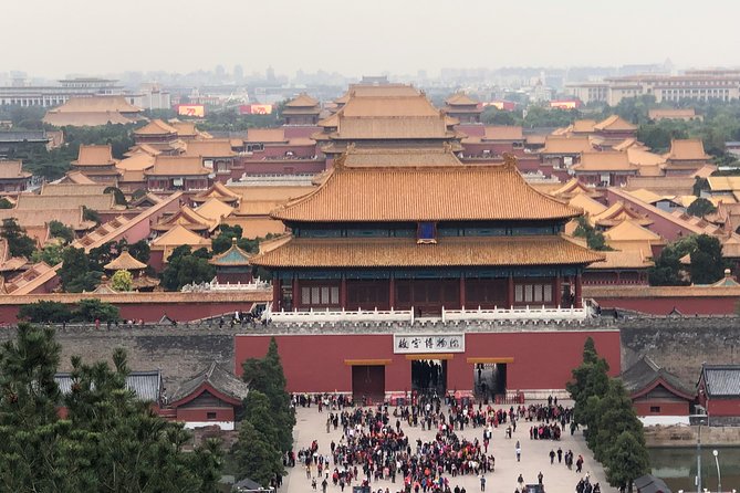 T-Square, Forbidden city and Mutianyu Great Wall Private Day Tour - Tiananmen Square in a Focused 40 Minutes