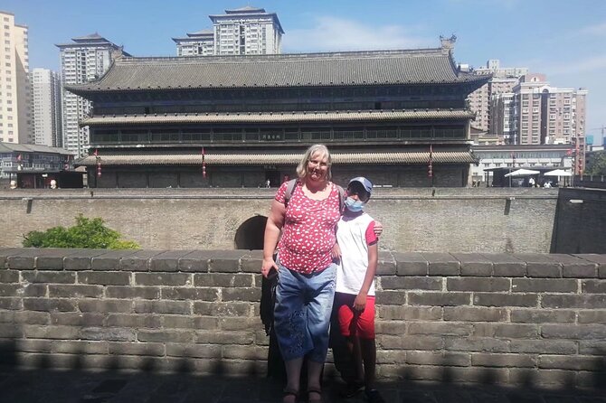 Terracotta Warriors And Xi’An DowntownTour - The one-hour ride to the Terracotta Warriors