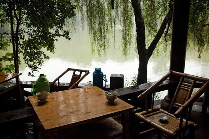 Ticket reservation for Chengdu Giant Panda Breeding Base - A self-guided visit, not a traditional tour
