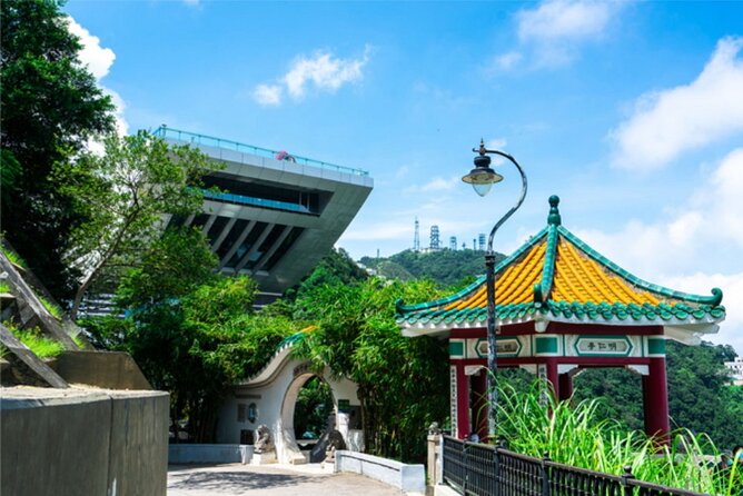 Top-Rated Hong Kong Tour: Peak Tram, Dim Sum & Cultural Sights - Exploring Tai Kwun and Hollywood Road