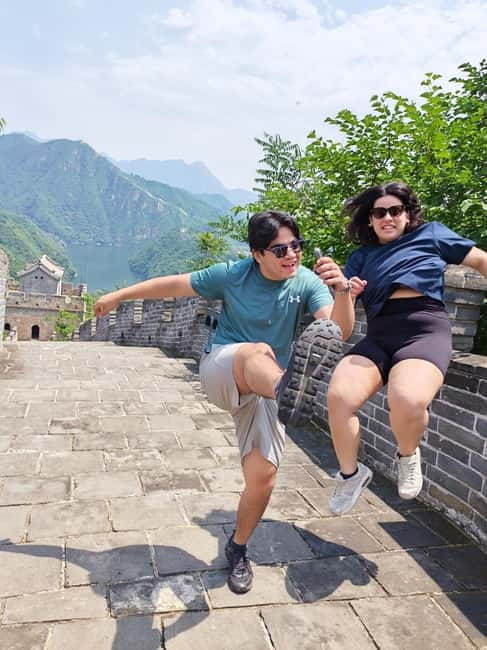 Water-Great Wall Odyssey: Hike & Cruise One Day Tour - What the guides add to the day