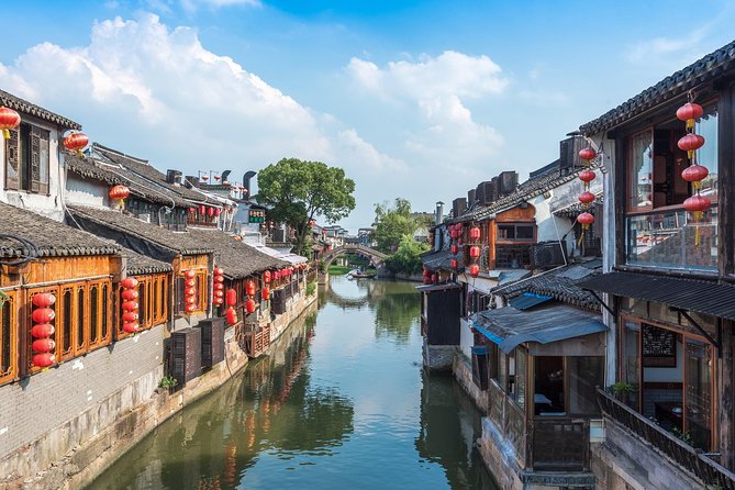 Wuzhen and Xitang Water Town Private Full Day Trip from Shanghai with Lunch and Dinner - Leaving Shanghai for two canal towns