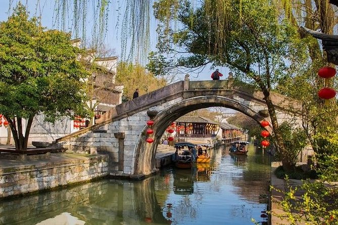 Wuzhen Classical Water Town day tour - Walking through Wuzhen’s old lanes and canals