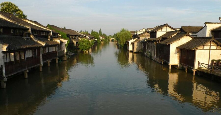 Wuzhen Private Full-Day Tour from Shanghai - Canals, Bridges, and Four-Century-Old Houses