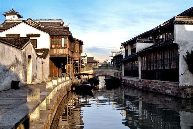 Wuzhen Water Town Private Day Tour from Hangzhou - Shadow puppets and traditional music