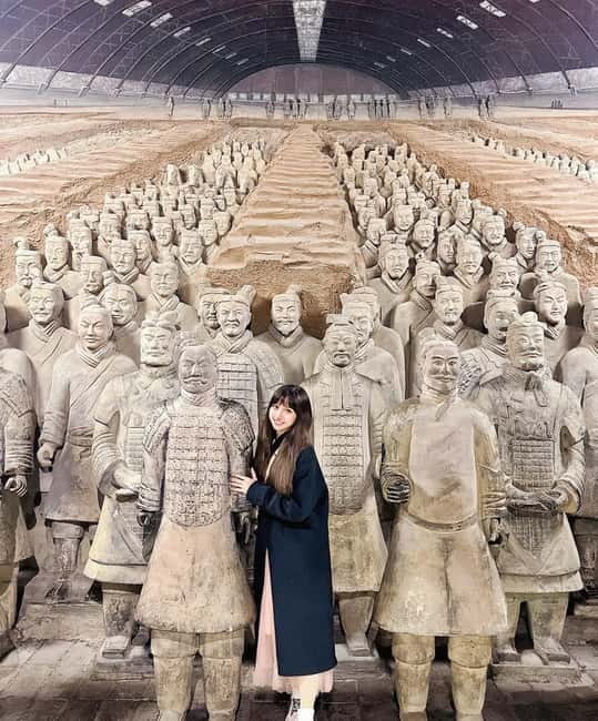 Xi'an in A Day: Terracotta Army+City Highlights+Family Lunch - The guides make the difference