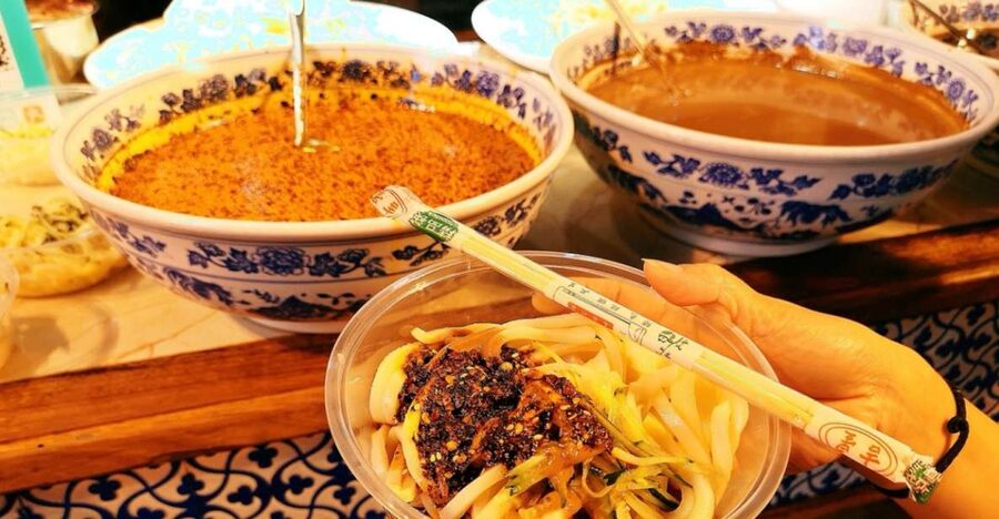 Xi'an Muslim Quarter Night Market Foodie Walking Tour - Key points at a glance