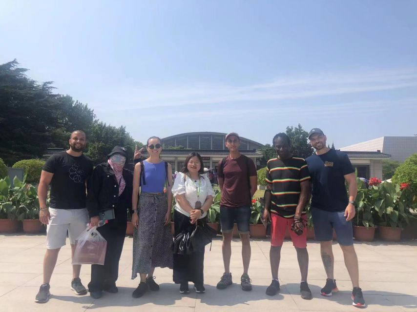 Xian: Terracotta Army Ticket & Guided Bus Tour with Options - Small details that make the visit easier
