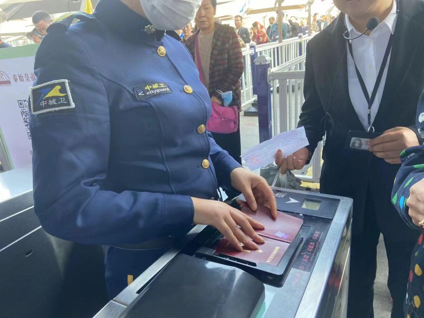 Xian: Terracotta Army Ticket & Guided Bus Tour with Options - Who should book this Xi’an day trip?