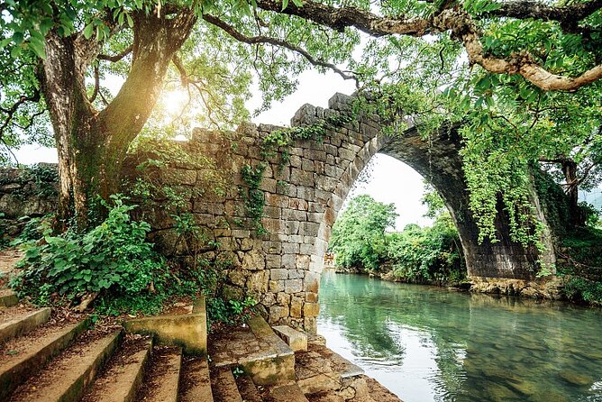 Xianggong Hill Cormorant fishing show Fuli ancient bridge DayTour - The route through Wuzhi Mountain