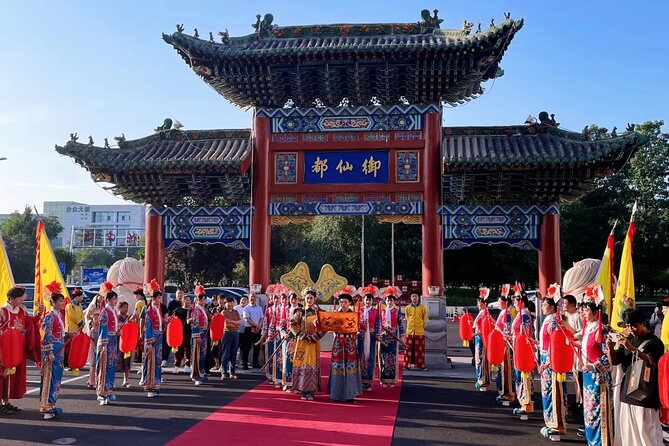 Yuxiandu Chinese Royal Cuisine Museum with Show and Royal Banquet - Qing Dynasty costumes and the ceremonial mood